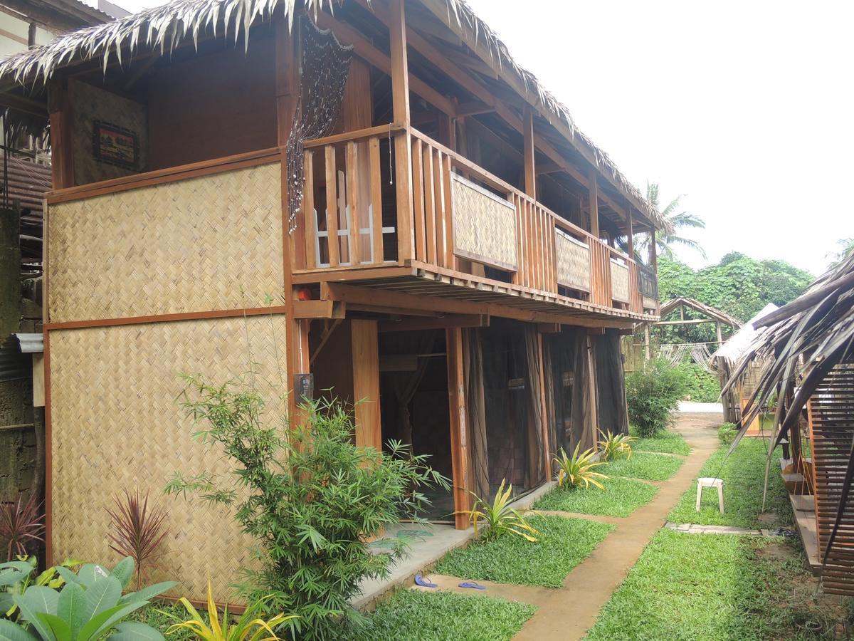 Swinging Carabao Hostel El Nido Esterno foto